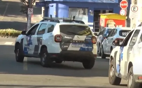 
          Imagem ilustrativa da imagem Dois soldados são feridos acidentalmente durante patrulha em Vitória
          