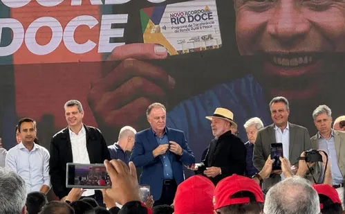 
          Imagem ilustrativa da imagem Em Linhares, Lula anuncia programa de pagamento para vítimas da barragem de Mariana
          