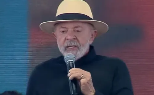 
          Imagem ilustrativa da imagem "Esse país não abaixará a cabeça para ninguém", diz Lula em visita a Linhares
          