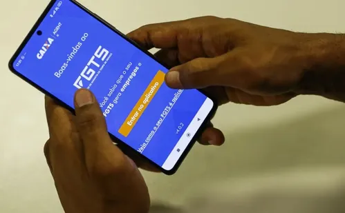 
          Imagem ilustrativa da imagem FGTS distribuirá quase R$ 13 bi de lucro entre trabalhadores
          