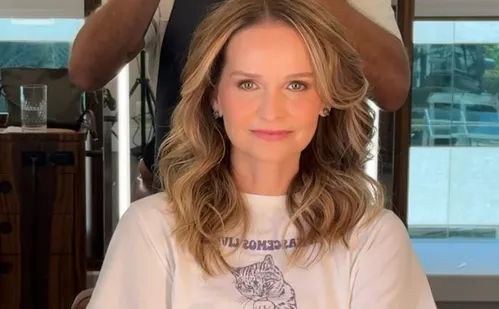 
          Imagem ilustrativa da imagem Fernanda Rodrigues relembra agressões sofridas aos 14 anos por causa de personagem
          