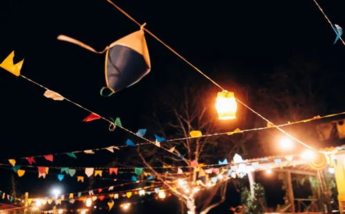 
          Imagem ilustrativa da imagem Festas julinas com missas, show, quadrilhas e muita diversão
          