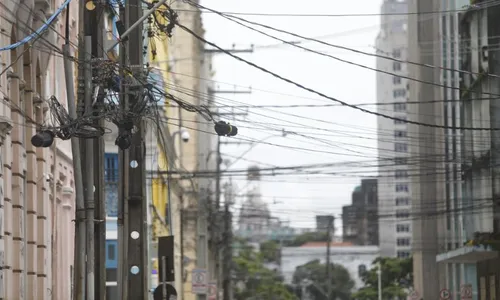 
          Imagem ilustrativa da imagem Fiação elétrica do Bairro do Recife será embutida em obra de mais de R$ 300 milhões
          