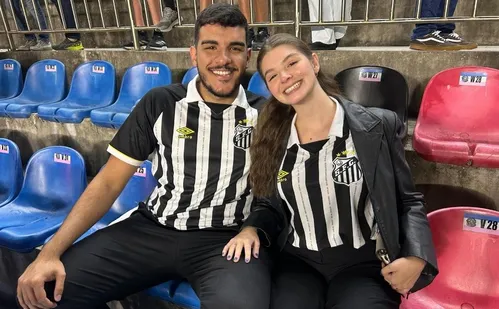 
          Imagem ilustrativa da imagem Gol, assistência e belo chapéu: Neymar dá show em Cariacica
          