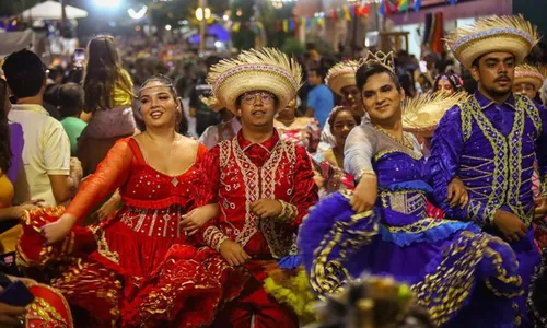 
          Imagem ilustrativa da imagem Gravatá revive o clima junino com festival de quadrilhas neste domingo
          