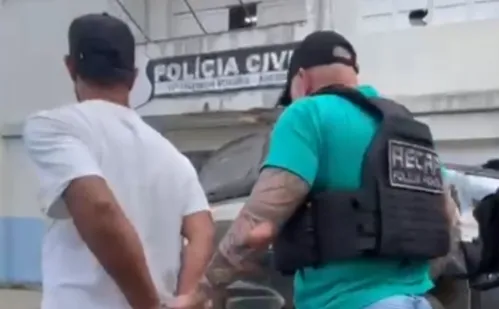 
          Imagem ilustrativa da imagem Homem procurado pela justiça por cometer duplo homicídio é preso no Norte do ES
          