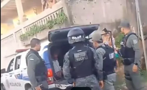 
          Imagem ilustrativa da imagem Homem que abusou da enteada e postou vídeo é preso em São Lourenço da Mata
          