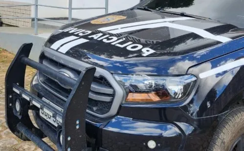 
          Imagem ilustrativa da imagem Idoso é encontrado morto em terreno baldio na Serra
          