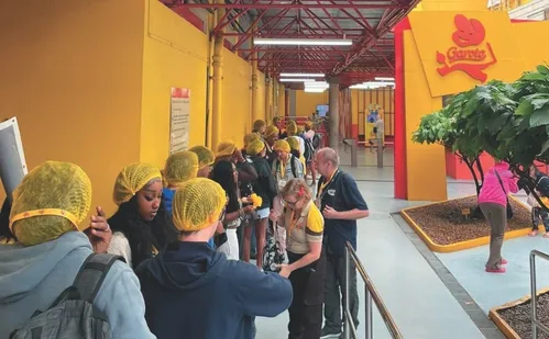 
          Imagem ilustrativa da imagem Jovens fazem intercâmbio e se encantam com o Espírito Santo
          