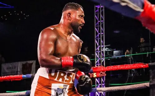 
          Imagem ilustrativa da imagem Luciano Falcão, o Urso, está entre os melhores boxeadores da América Latina
          