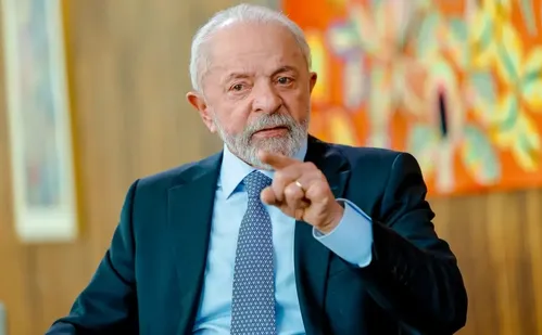 
          Imagem ilustrativa da imagem 'Mau exemplo para a humanidade', diz Lula sobre suspensões de vistos dos EUA
          