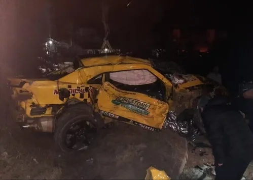 
          Imagem ilustrativa da imagem Márcio da Rosa, piloto de Fórmula Truck, morre em acidente de carro aos 41 anos
          