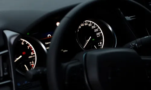 
          Imagem ilustrativa da imagem Menino de 3 anos morre após ser esquecido por 5 horas em carro nos EUA
          