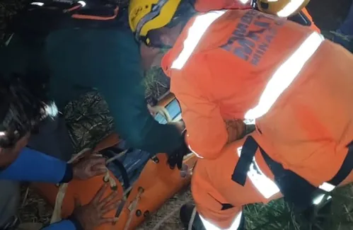 
          Imagem ilustrativa da imagem Mulher morre após sofrer queda em prática de rapel no Sul de Minas
          