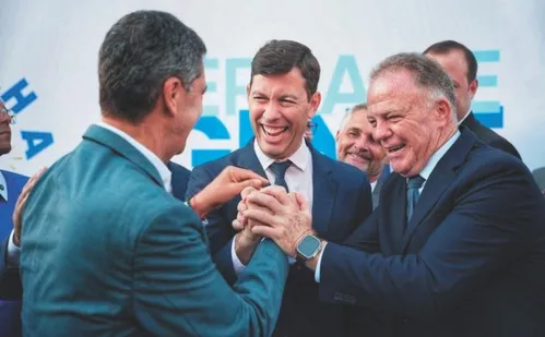 
          Imagem ilustrativa da imagem “Nós vamos caminhar unidos”, diz Arnaldinho sobre Casagrande e Ferraço
          