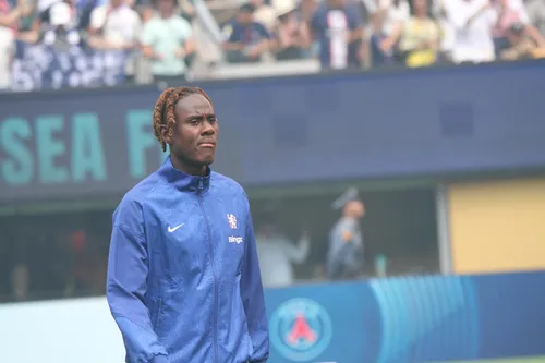 
          Imagem ilustrativa da imagem O mundo é azul: veja fotos da final da Copa do Mundo de Clubes
          