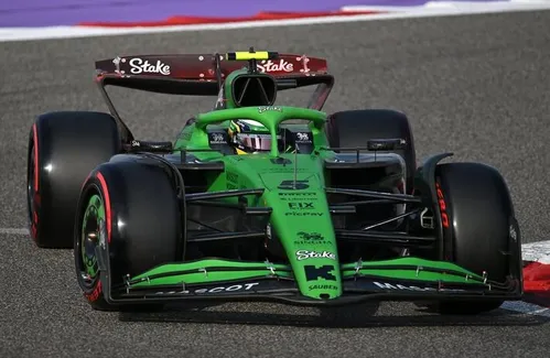 
          Imagem ilustrativa da imagem O que motivou a saída da F1 da Band e ida para a Globo em 2026? Entenda
          