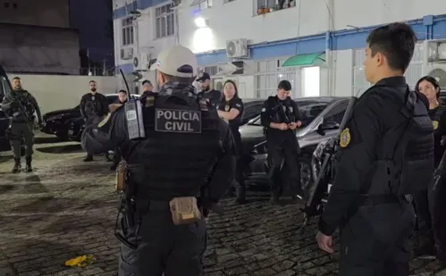 
          Imagem ilustrativa da imagem Operação cumpre mandados de prisão contra líderes do tráfico de drogas em Vitória
          