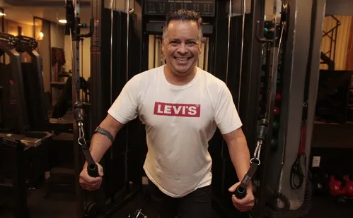 
          Imagem ilustrativa da imagem Parar de fumar, controlar o estresse: como mudar o estilo de vida curou pacientes
          