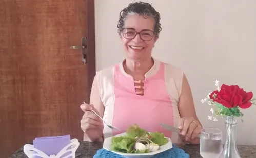 
          Imagem ilustrativa da imagem Parar de fumar, controlar o estresse: como mudar o estilo de vida curou pacientes
          