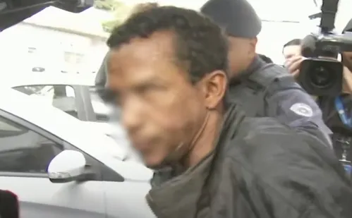 
          Imagem ilustrativa da imagem Polícia prende morador de rua acusado de matar estudante em SP
          