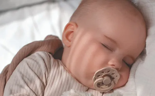 
          Imagem ilustrativa da imagem Por que alguns bebês choram mais que outros?
          