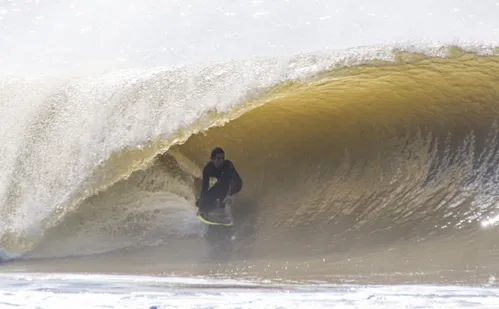 
          Imagem ilustrativa da imagem ​​Regência é oficialmente reconhecida como Reserva Nacional de Surf
          