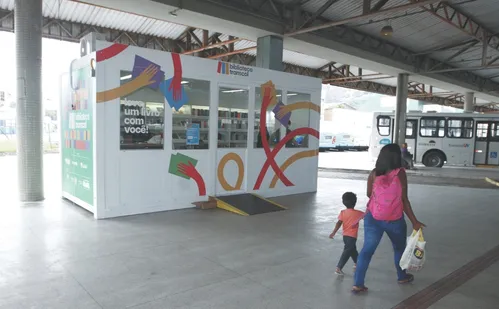 
          Imagem ilustrativa da imagem Romances e clássicos da literatura agora estão nos terminais da Grande Vitória
          