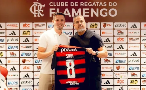 
          Imagem ilustrativa da imagem Saúl Ñiguez exalta Flamengo e destaca trabalho de Filipe Luís
          