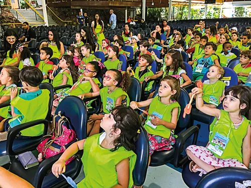 
          Imagem ilustrativa da imagem Seminário Unidos em Família reforça laços familiares e fé
          