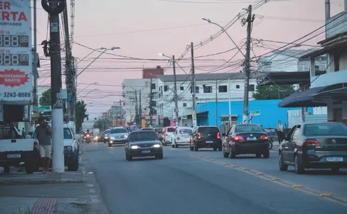 
          Imagem ilustrativa da imagem Sentido único e corredores viários: o que muda no trânsito em  bairros da Serra
          