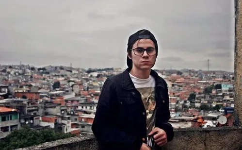 
          Imagem ilustrativa da imagem Série mostra detalhes de assassinato de ator de "Chiquititas"
          