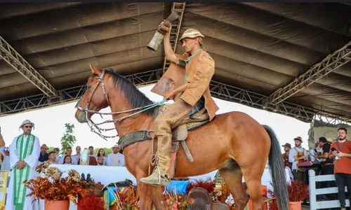 
          Imagem ilustrativa da imagem Serrita recebe 55ª Missa do Vaqueiro com fé, forró e vaqueiros de todo o Nordeste
          