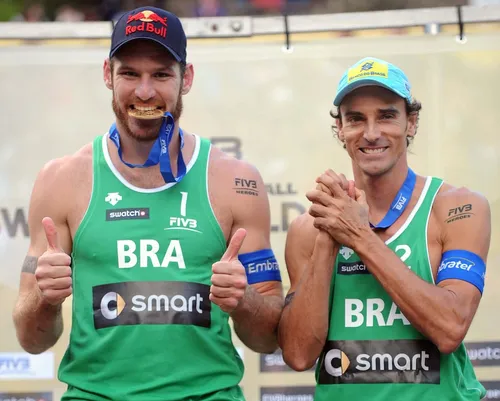 
          Imagem ilustrativa da imagem “Sou um cara realizado”, diz Alison 'Mamute'
          