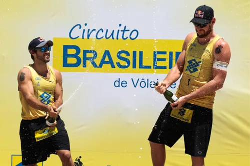 
          Imagem ilustrativa da imagem “Sou um cara realizado”, diz Alison 'Mamute'
          