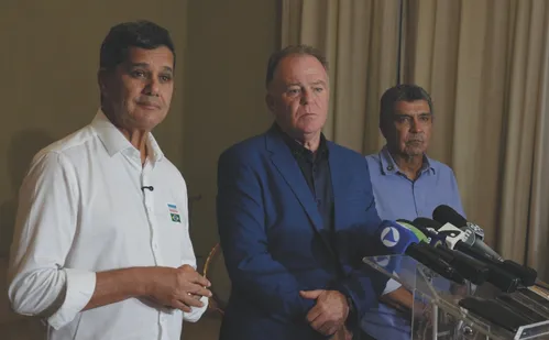 
          Imagem ilustrativa da imagem Taxação de Trump: ES pode buscar novos mercados, diz Casagrande
          