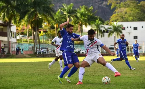 
          Imagem ilustrativa da imagem Vitória e Real Noroeste empatam sem gols no primeiro jogo das semifinais da Copa ES
          