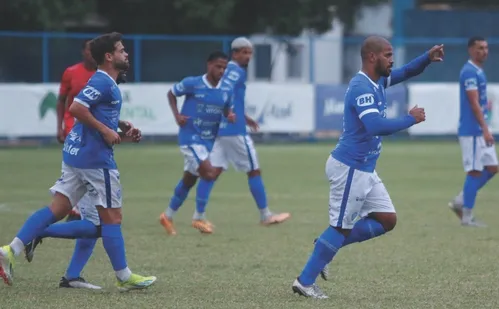 
          Imagem ilustrativa da imagem Vitória se classifica para às semifinais da Copa ES
          