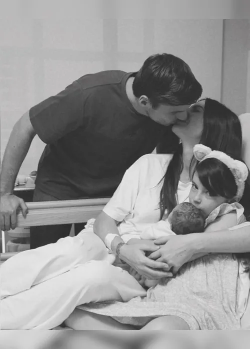 Imagem ilustrativa da imagem F1: Verstappen diz que conviver com Penelope Piquet o ajudou a aprender a ser pai