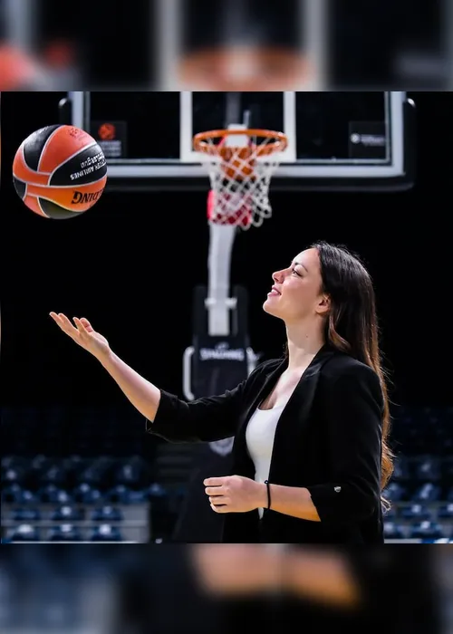 Imagem ilustrativa da imagem Nova técnica do Fortaleza será 1ª mulher à frente de time masculino no basquete brasileiro