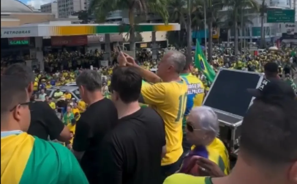 Imagem ilustrativa da imagem Bolsonaristas fazem atos pelo país sem Bolsonaro contra Moraes e Lula