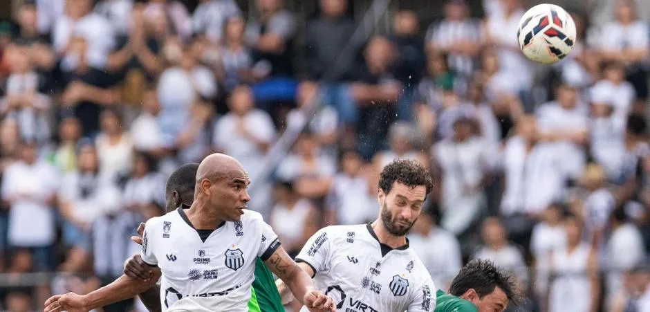 Imagem ilustrativa da imagem Central vence o Lagarto no Lacerdão e joga por empate para avançar na Série D