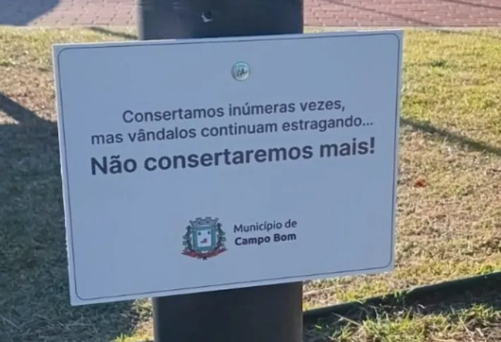 Imagem ilustrativa da imagem Cidade do RS se nega a trocar luminárias vandalizadas: ‘Desperdício de recursos’