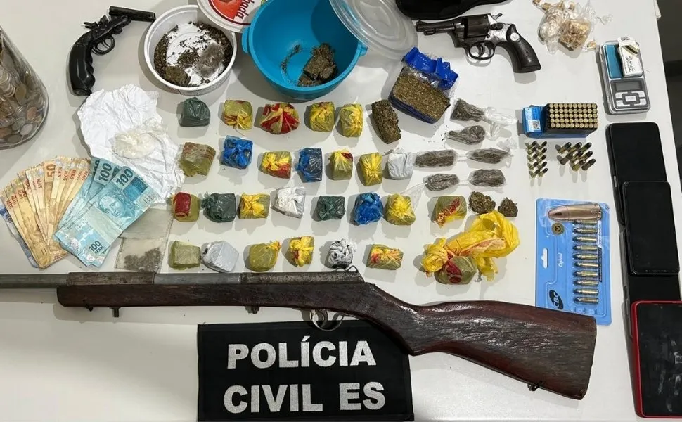 Imagem ilustrativa da imagem Dois suspeitos de tráfico de drogas são presos em Rio Bananal