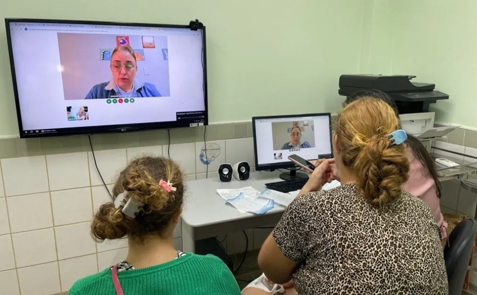 Imagem ilustrativa da imagem Teleconsultas no SUS: tecnologia beneficia mais de 20 mil capixabas