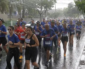 Imagem ilustrativa da imagem Corrida Tribuna Ruas da Cidade: tradição e festa à beira da baía