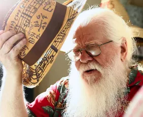 Imagem ilustrativa da imagem Hermeto Pascoal, o multi-instrumentista, morre aos 89 anos
