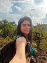 Imagem ilustrativa da imagem Advogada que salvou família de incêndio tem melhora no estado de saúde; mãe deixa UTI
