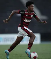 Imagem ilustrativa da imagem Como Vitinho pode ser utilizado no esquema de Dorival Júnior no Corinthians