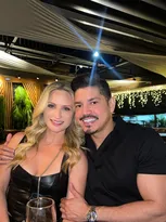 Imagem ilustrativa da imagem O que cantor sertanejo disse sobre mulher suspeita de lavar dinheiro para o PCC